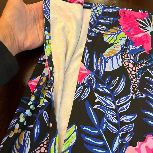 Lilly Pulitzer floral midi Skirt with Pink and Blue with black background. SZ L - Picture 7 of 8